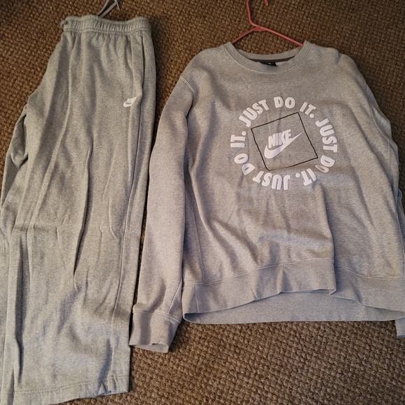 Nike | Other | Womens Nike Sweatsuit | Poshmark